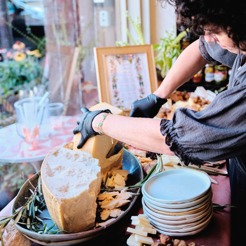 Holiday Hosting Workshop with Bloomy - November 7, 2024