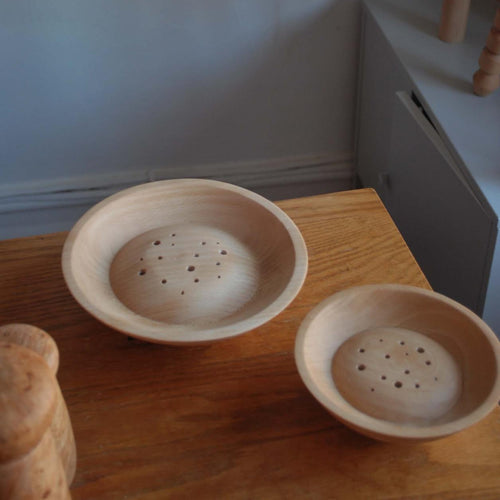 Handmade_Wooden_Ikebana_Vase