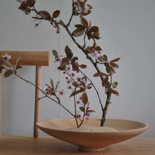 Handmade_Wooden_Ikebana_Vase